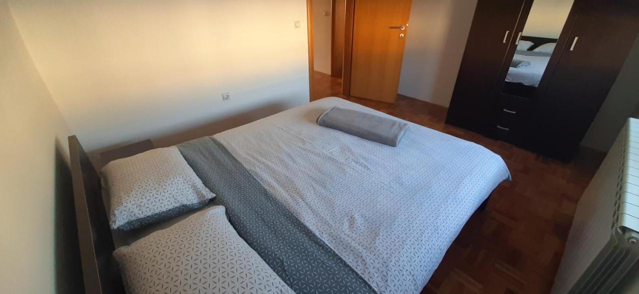 Apartman Stella Istocno Sarajevo Lukavica Luaran gambar